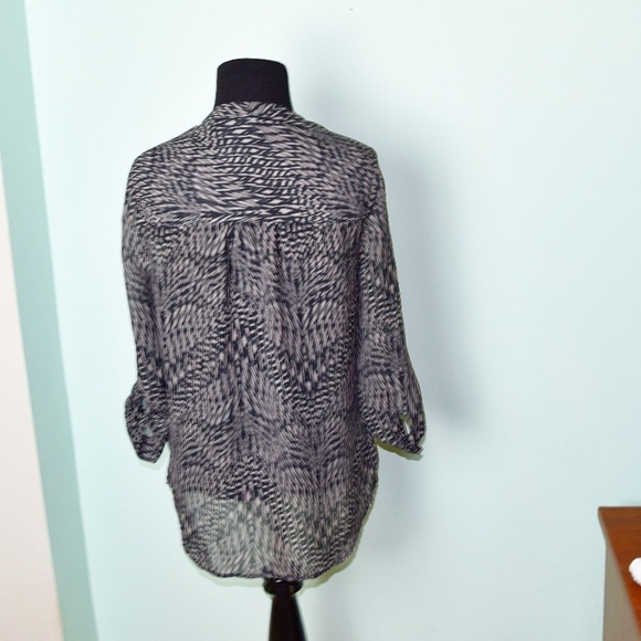 Gorgeous Dark Grey Flowy Blouse - Picture 2 of 2